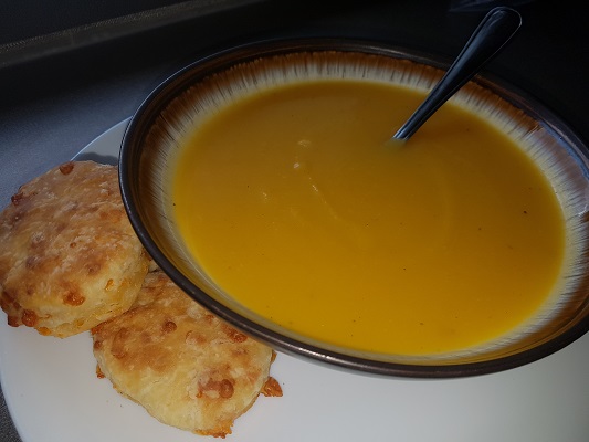  Buttermilk Cheddar biscuits and pumpkin soup