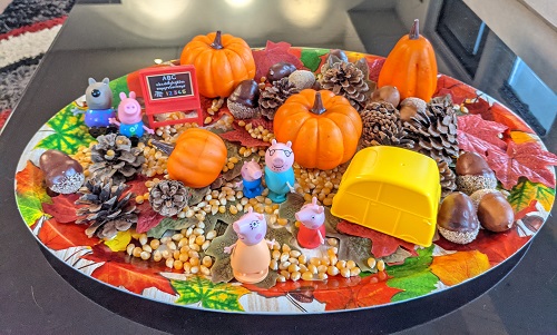 DIY Fall Peppa Pig Small World Play 