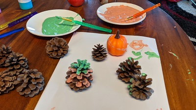 Fall painting activity for preschoolers