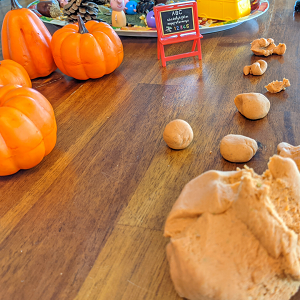 Pumpkin Pie Playdough