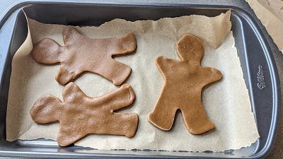 baking christmas cookies with preschoolers